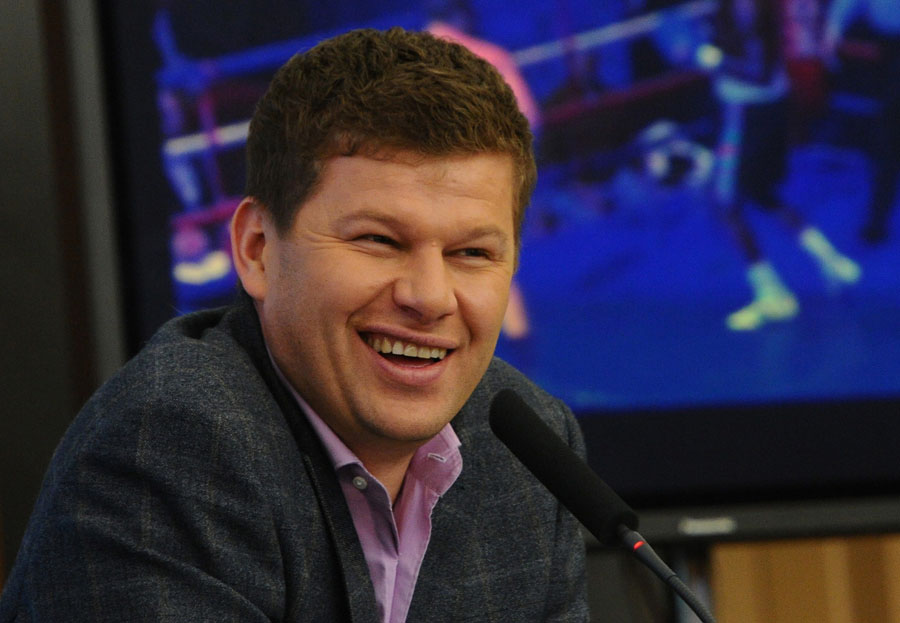 Футбольный комментатор Дмитрий Губерниев