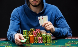 Покер Техасский Холдем: подробный обзор терминов и правил игры