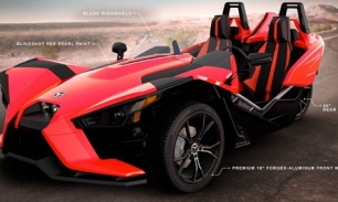 Трехколесный спорткар Polaris Slingshot